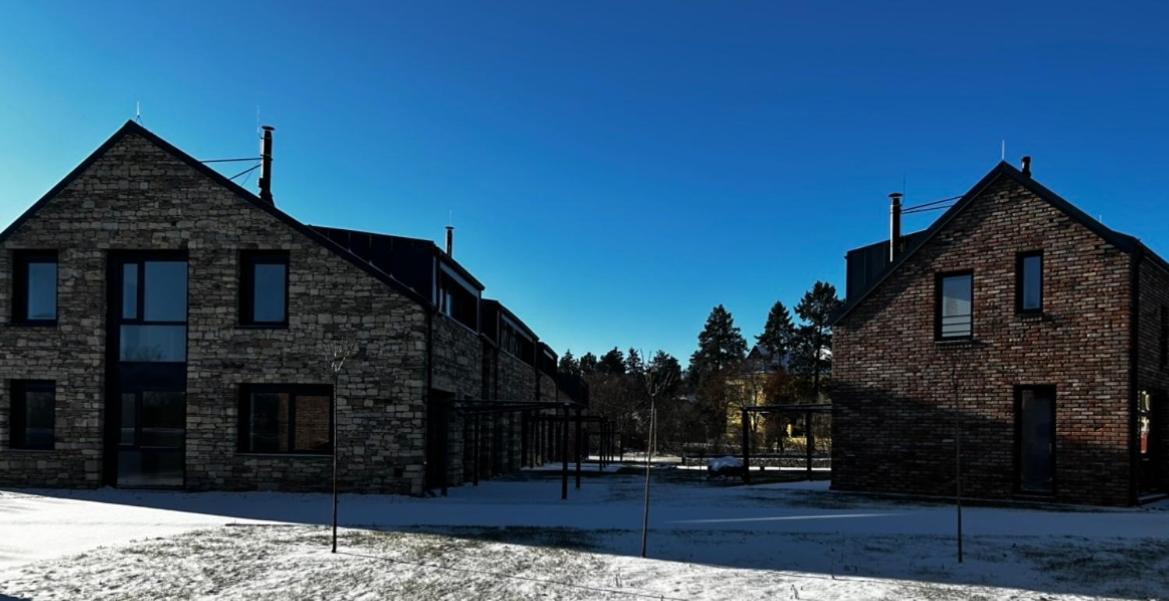 Palace Resort Jiloviste Екстер'єр фото
