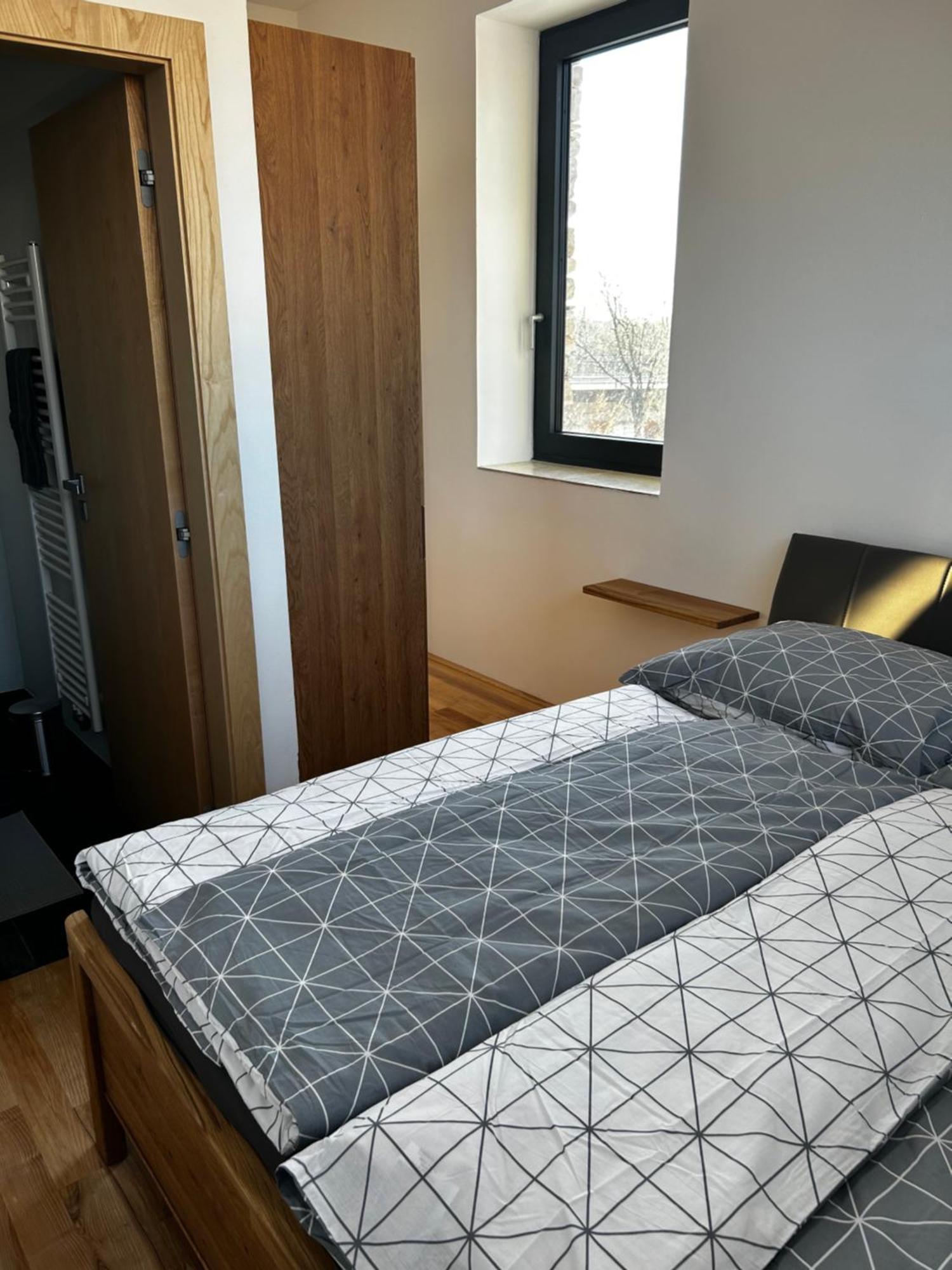 Palace Resort Jiloviste Екстер'єр фото